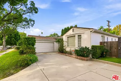 2136 Hillsboro Ave, Los Angeles, CA 90034 - Photo 1