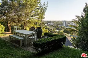 610 Estrellita Way, Los Angeles, CA 90049 - Photo 1