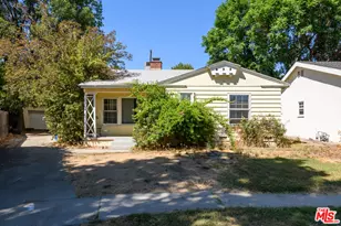 16431 Hamlin St, Lake Balboa, CA 91406 - Photo 1