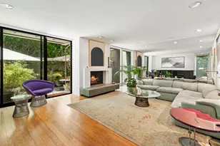 853 S Bundy Dr, Los Angeles, CA 90049 - Photo 1
