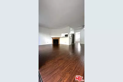 3618 Empire Dr #102, Los Angeles, CA 90034 - Photo 1