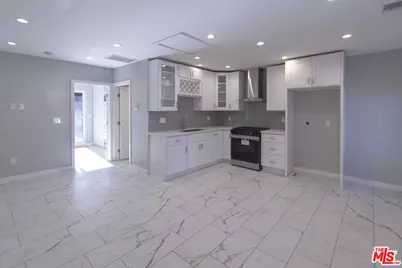 1201 N Niagara #101, Burbank, CA 91505 - Photo 1