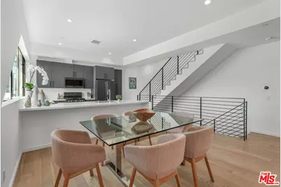 3724 Vinton Ave #1/2, Los Angeles, CA 90034 - Photo 1