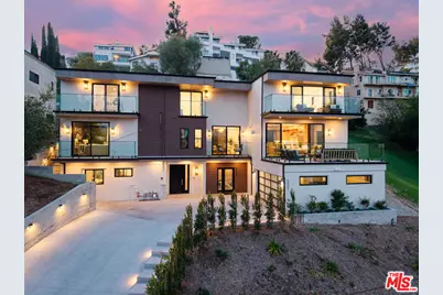 5221 Campo Rd, Woodland Hills, CA 91364 - Photo 1