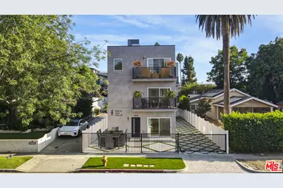 10826 Hesby St, North Hollywood, CA 91601 - Photo 1