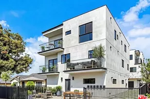 4703 Saturn St, Los Angeles, CA 90019 - Photo 1