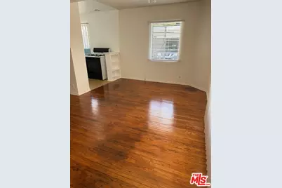 1812 N Alexandria Ave #Apt. 4, Los Angeles, CA 90027 - Photo 1