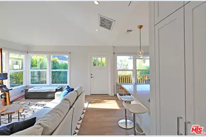 955 9th St #955, Santa Monica, CA 90403 - Photo 1