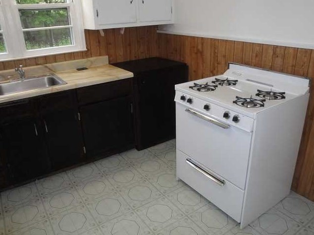 66 Market St, Red Hook NY  12571-1531 exterior