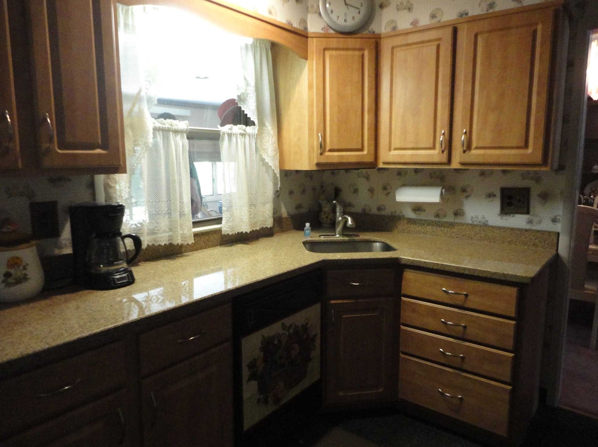 1 Schyler Dr, Poughkeepsie NY 12603 exterior