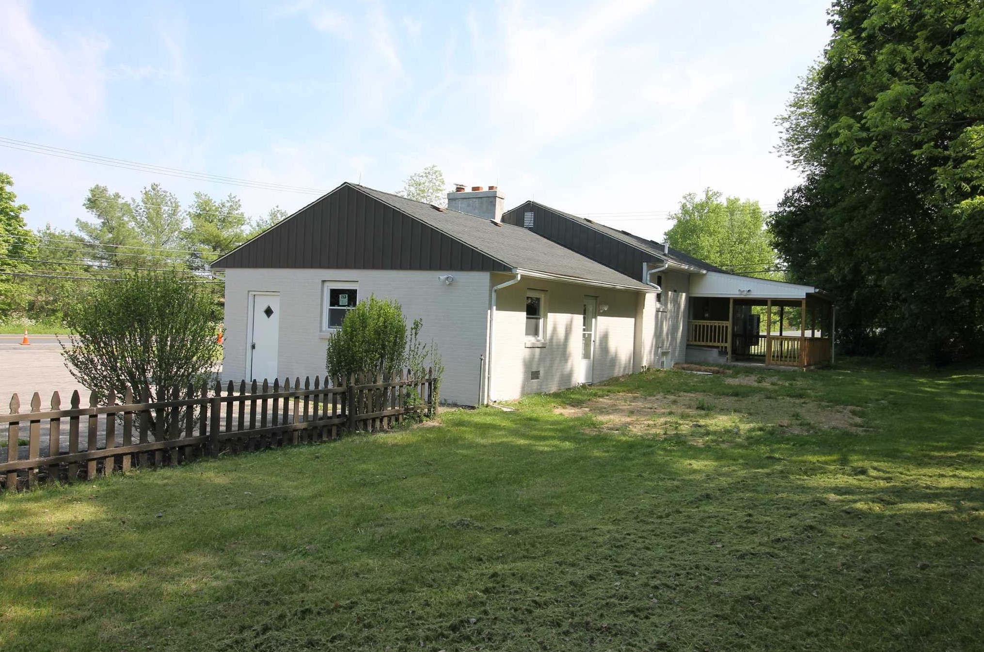 270 Salt Point Turnpike, Poughkeepsie, NY 12603