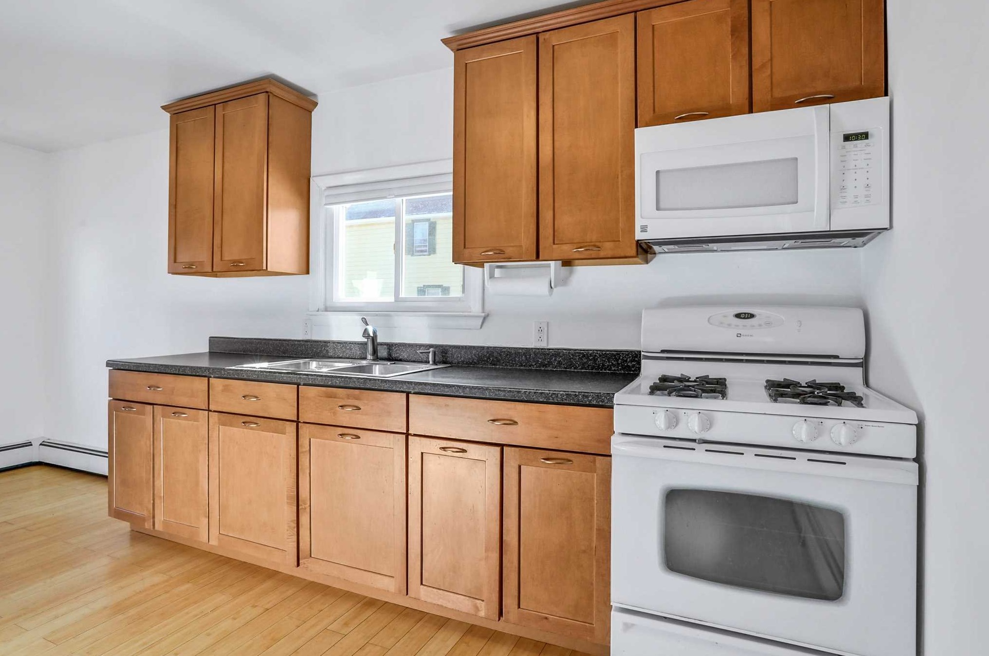 44 Cedar St, Beacon NY 12508-3010 exterior