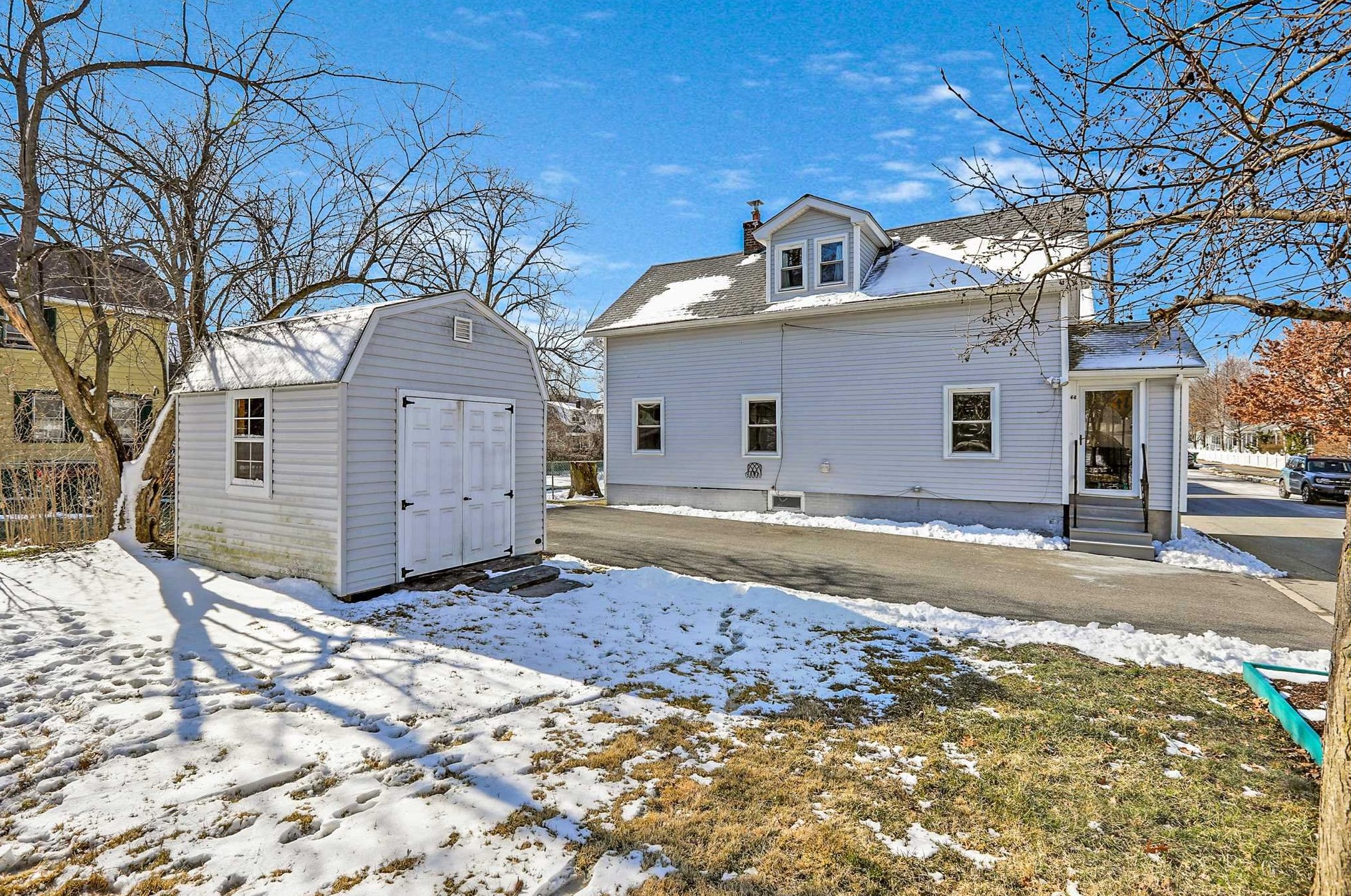 44 Cedar St, Beacon NY 12508-3010 exterior