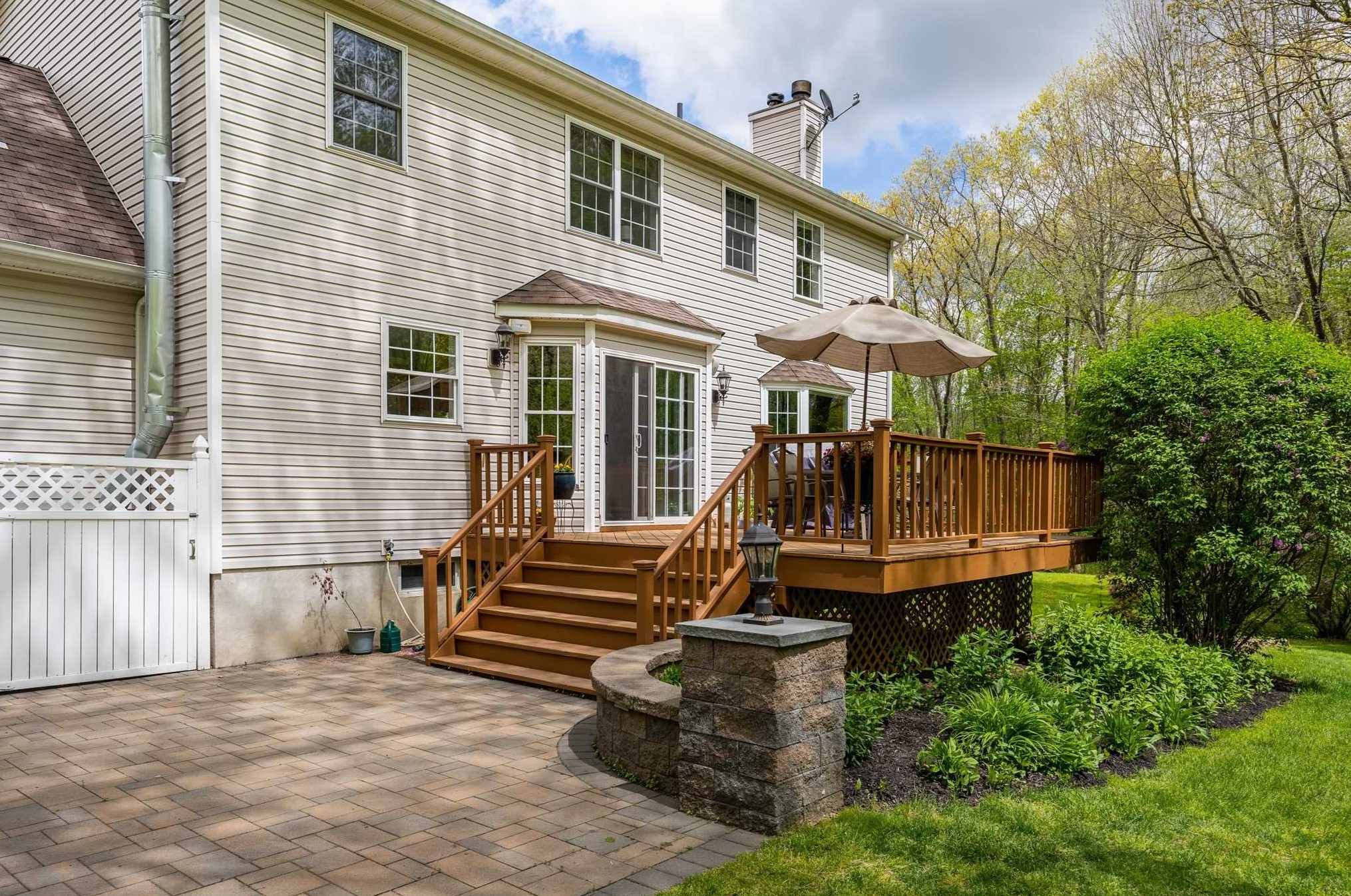 3 Hollyberry Dr, East Fishkill NY 12533-5383 exterior