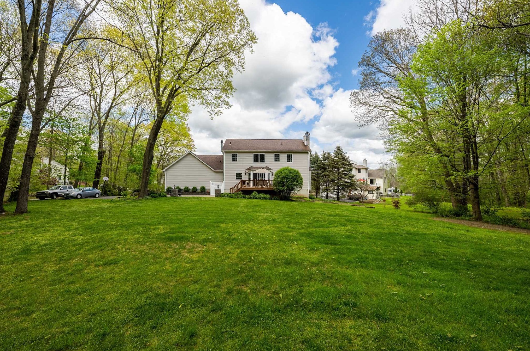 3 Hollyberry Dr, East Fishkill NY 12533-5383 exterior