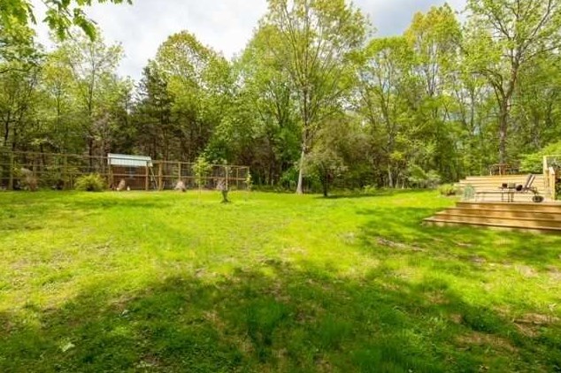 207 Fraleigh Ln, Red Hook NY 12571-2350 exterior