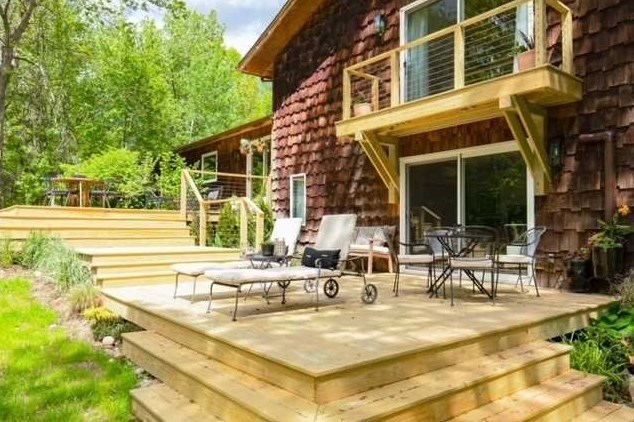 207 Fraleigh Ln, Red Hook NY 12571-2350 exterior