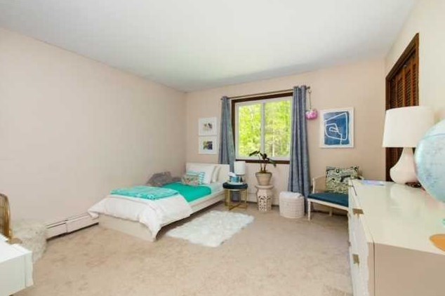 207 Fraleigh Ln, Red Hook NY 12571-2350 exterior