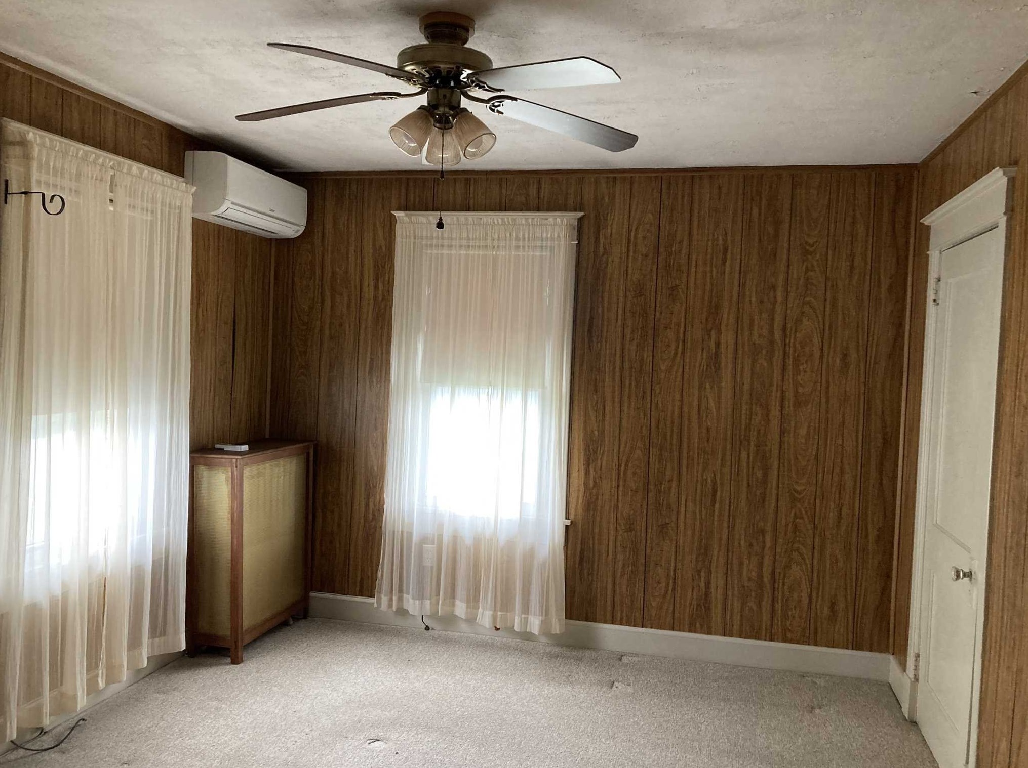 107 Rombout Ave, Beacon NY 12508-3211 exterior