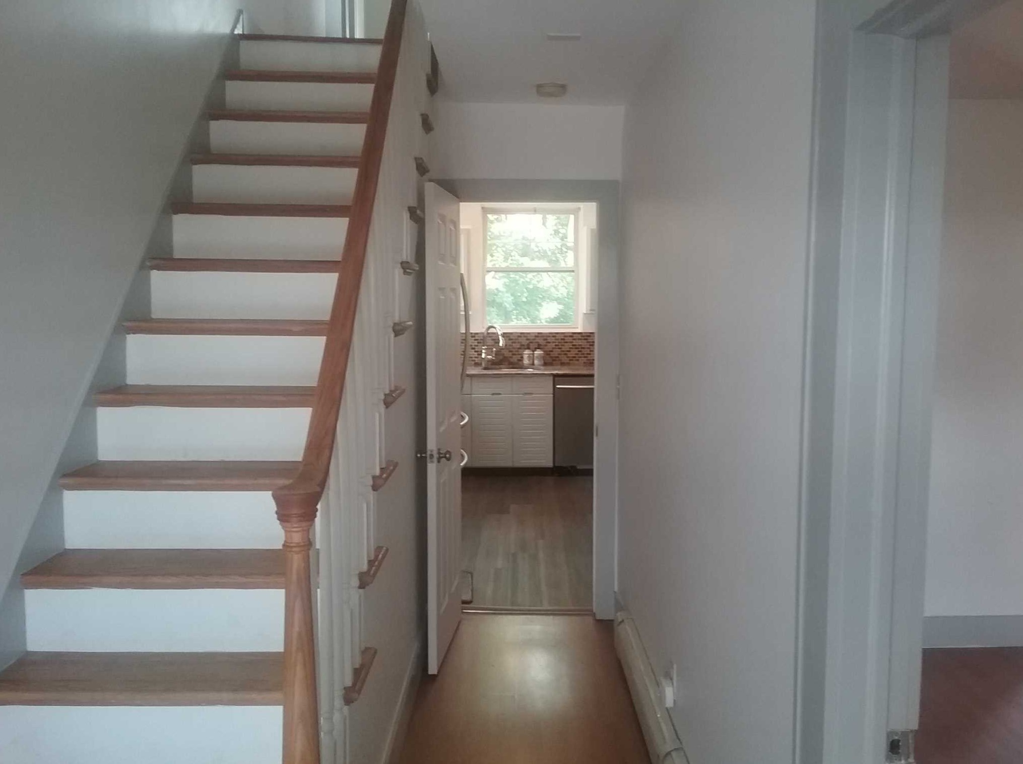 5 Dewindt St, Beacon NY  12508-2711 exterior