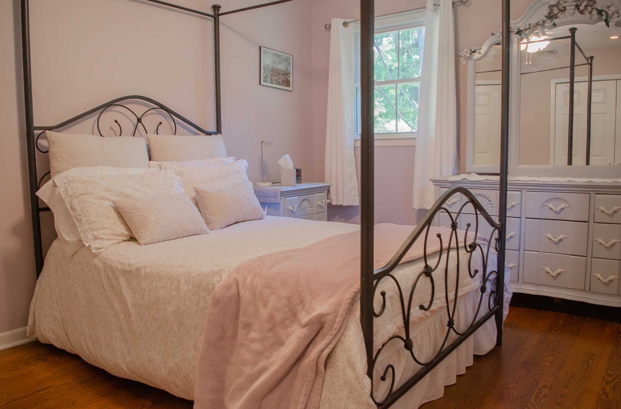 5 Elm St, Red Hook NY 12571-1148 exterior