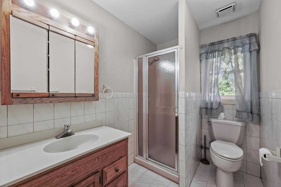 337 Augusta Dr, East Fishkill NY 12533-3536 exterior