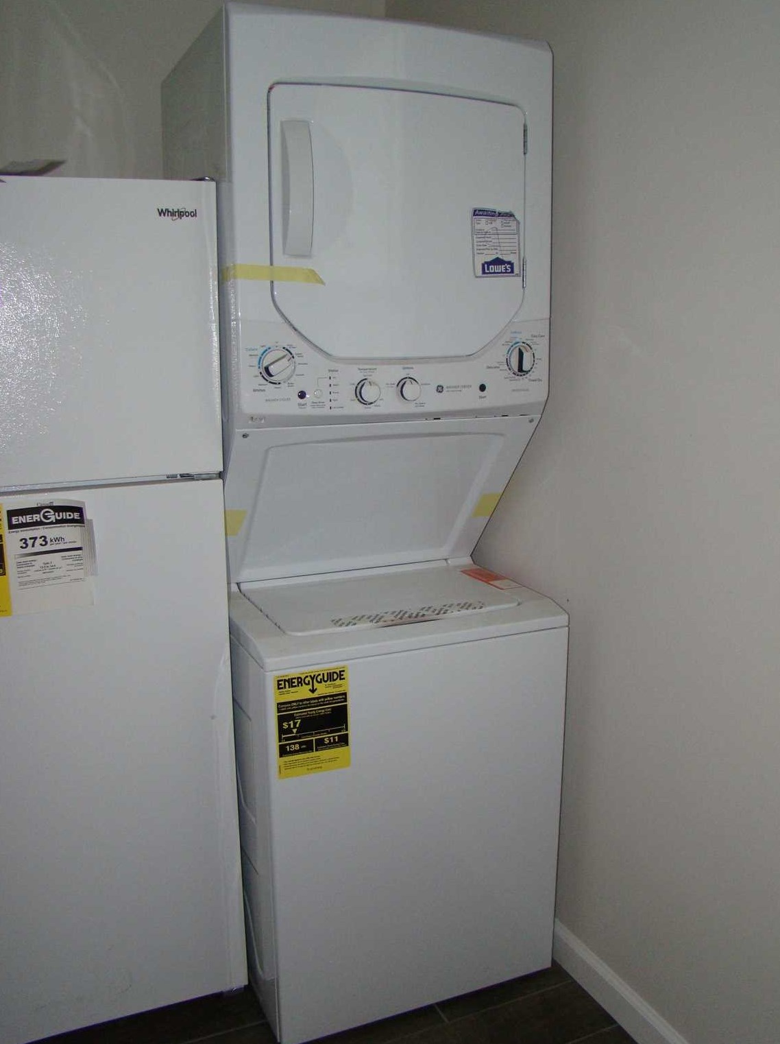 18 Lexington Ave, Poughkeepsie NY  12601-3806 exterior