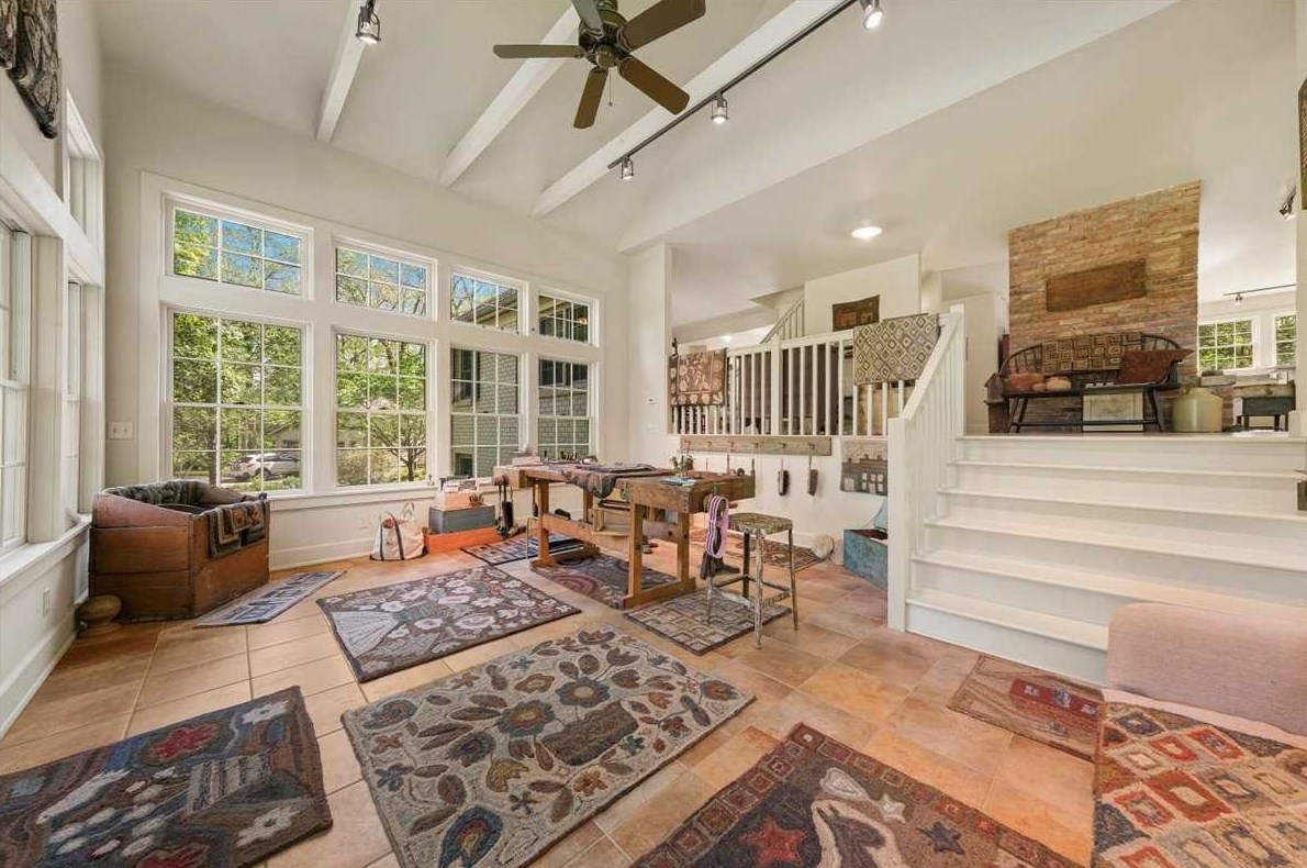 52 Todd Hill Rd, Poughkeepsie NY 12603-3932 exterior