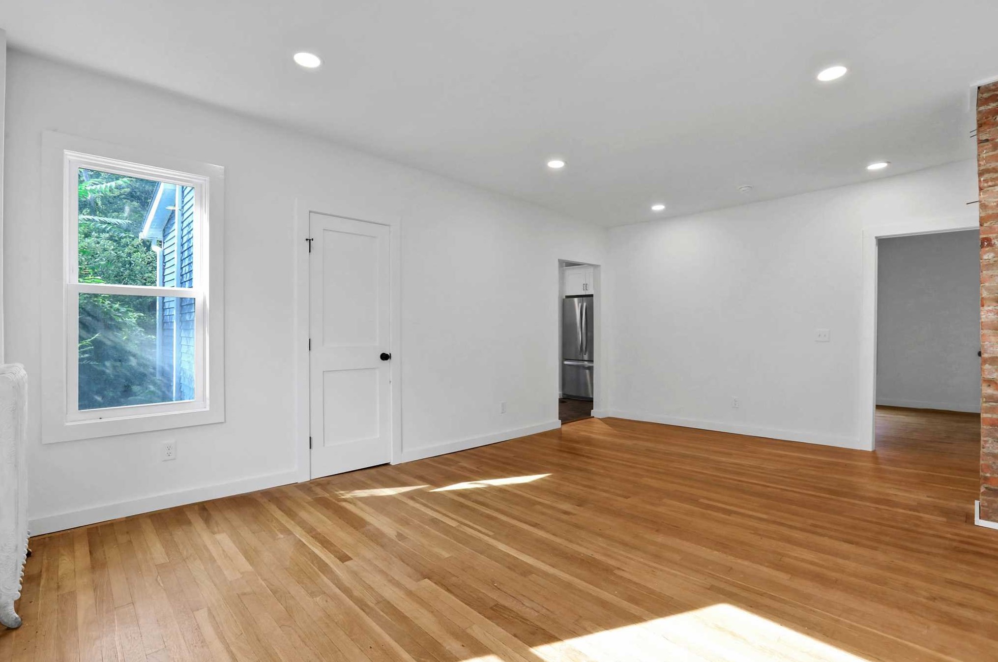 27 Tioronda Ave, Beacon NY 12508-3351 exterior