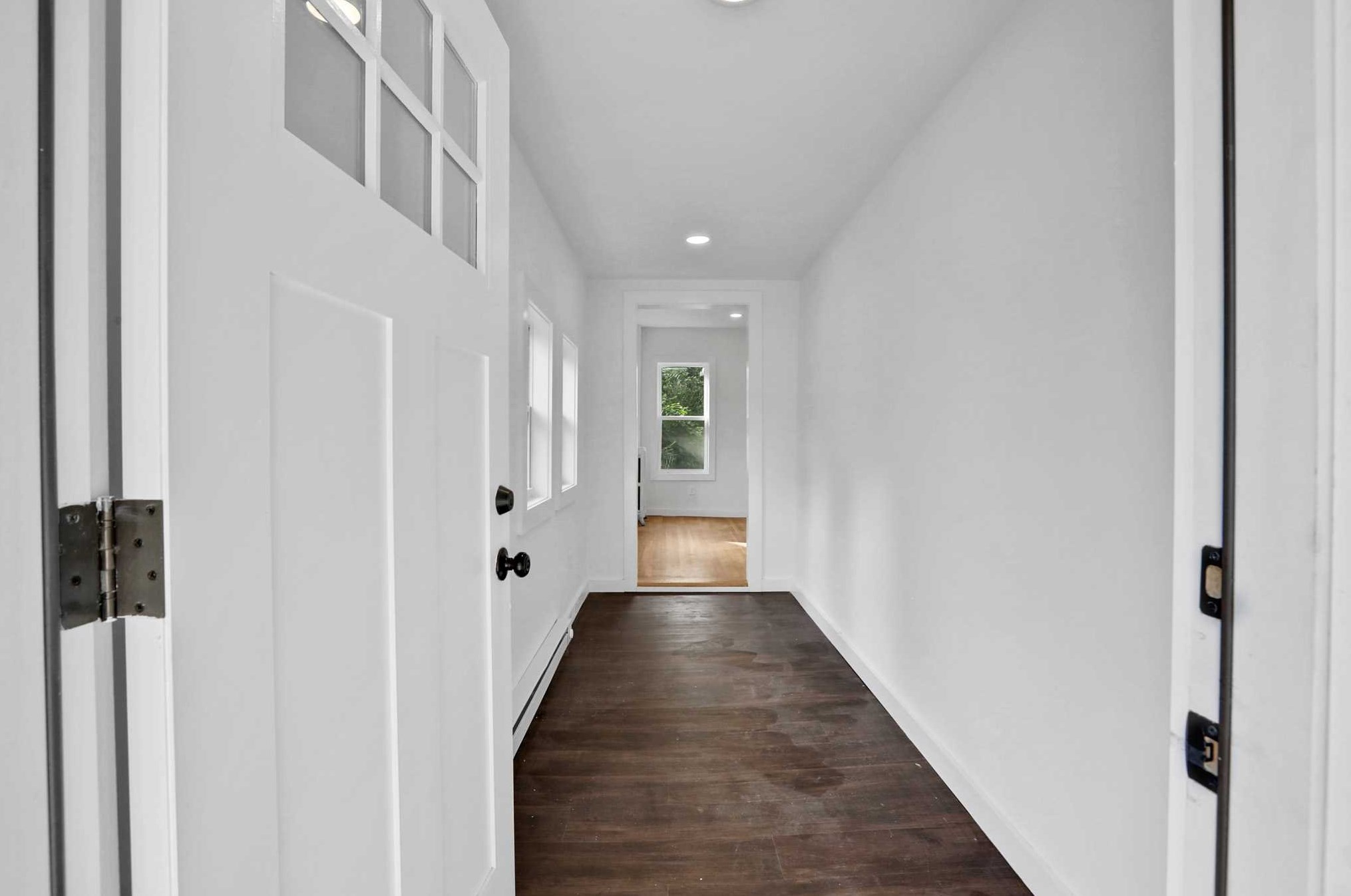 27 Tioronda Ave, Beacon NY 12508-3351 exterior