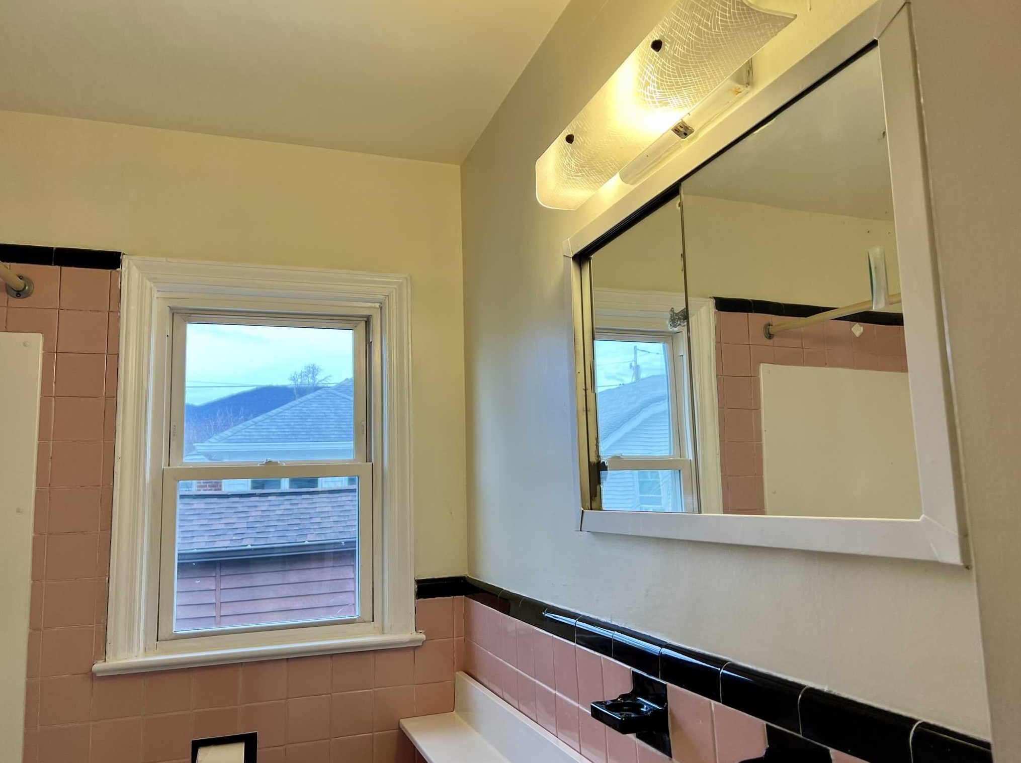 84 Beacon St, Beacon NY 12508-3130 exterior