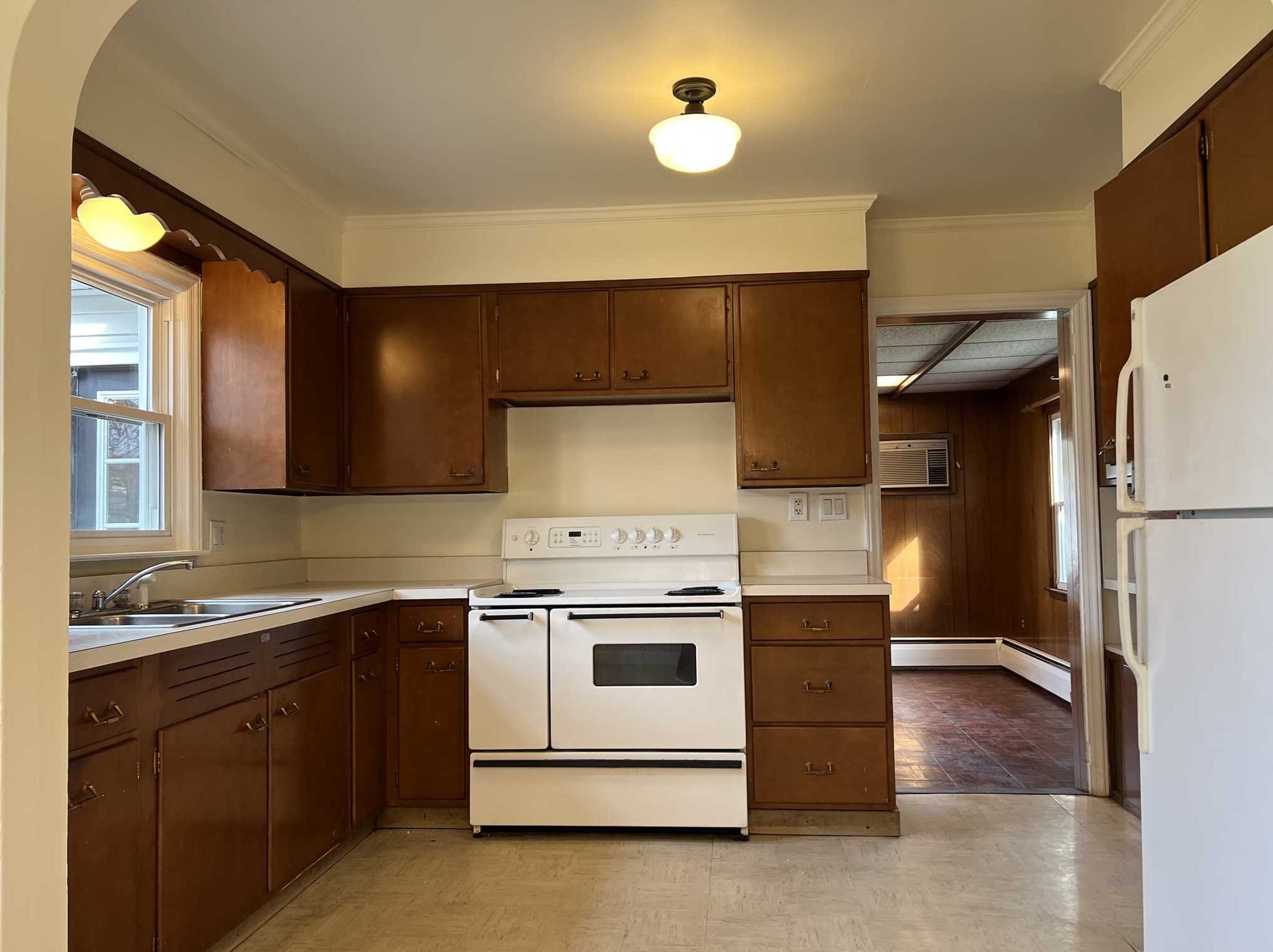 84 Beacon St, Beacon NY 12508-3130 exterior