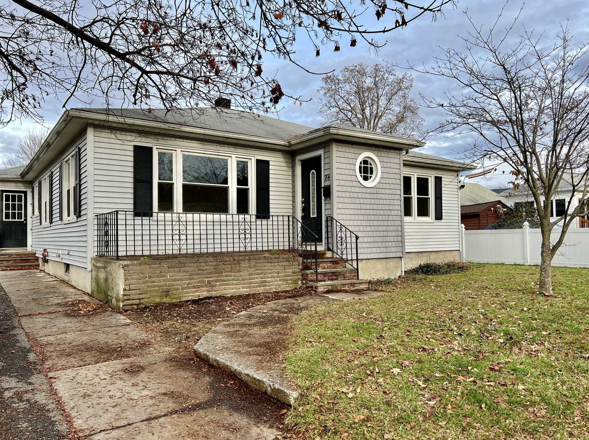 84 Beacon St, Beacon NY 12508-3130 exterior