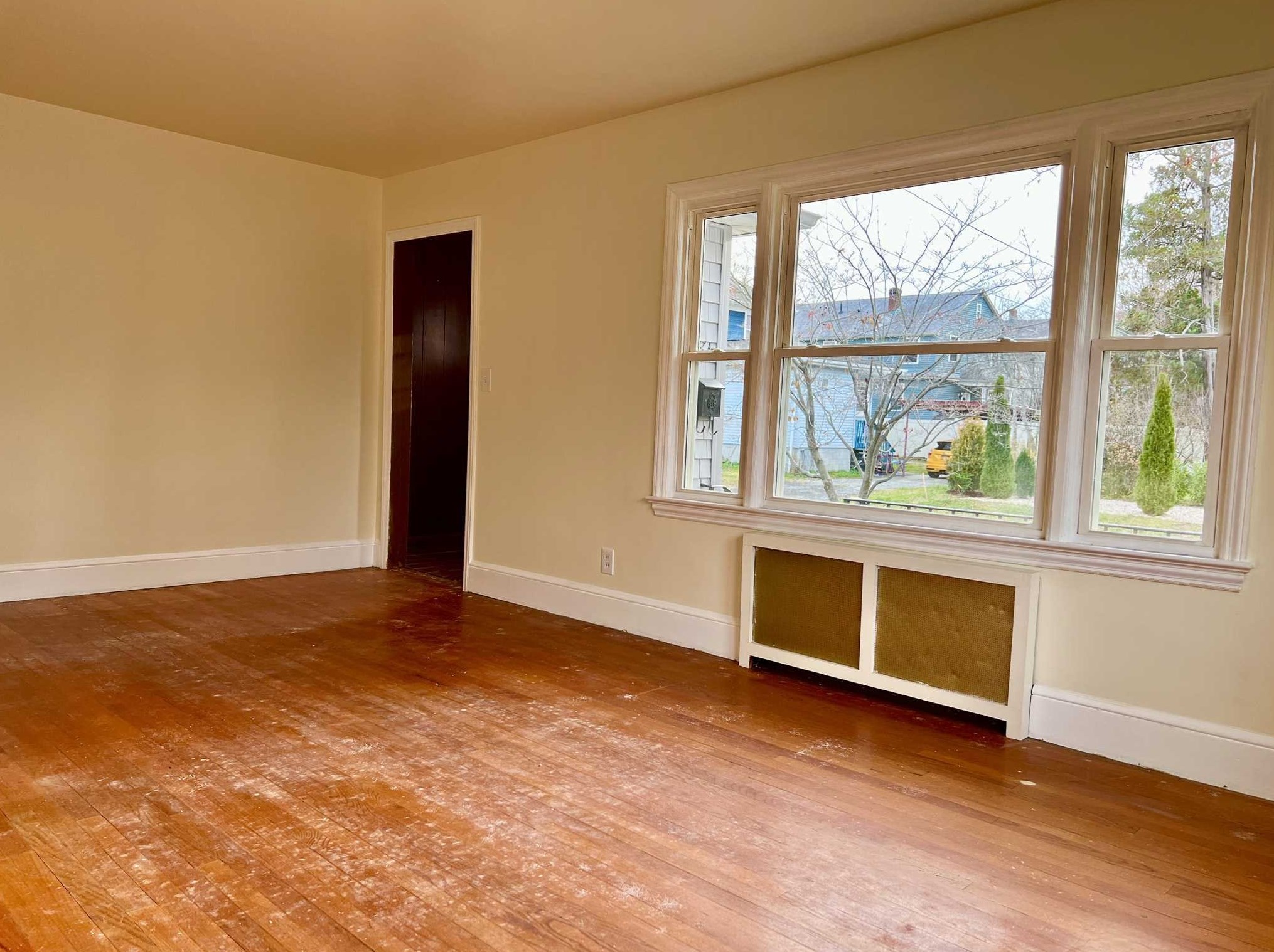 84 Beacon St, Beacon NY 12508-3130 exterior