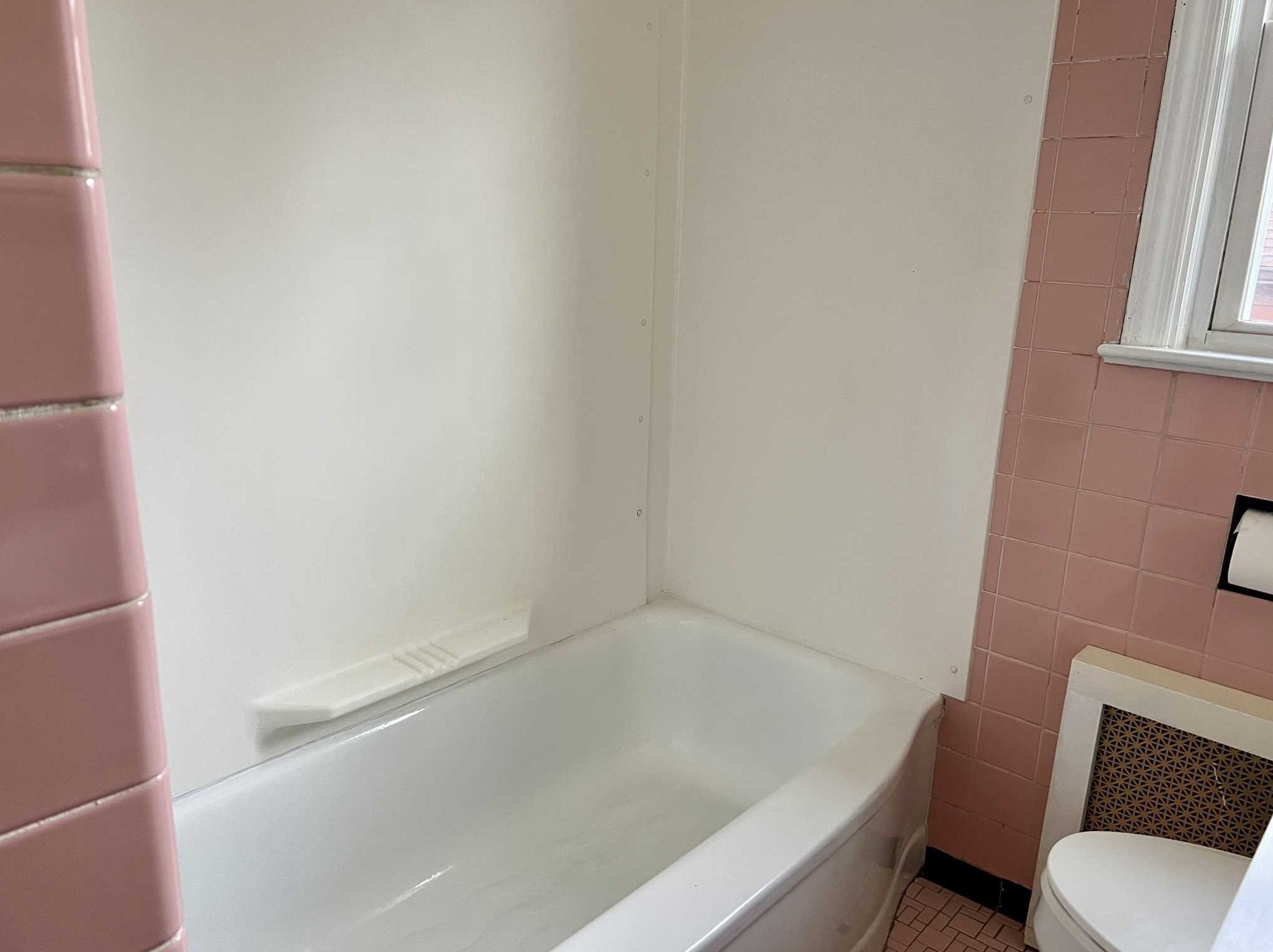 84 Beacon St, Beacon NY 12508-3130 exterior