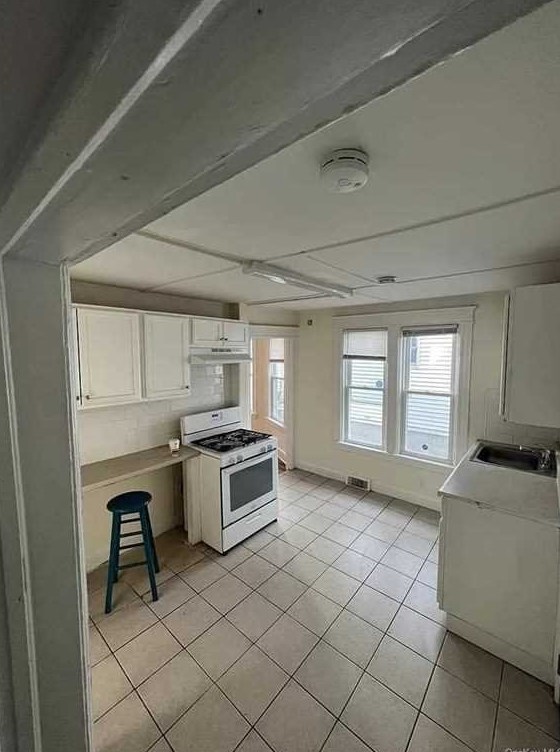 25 Lent St, Poughkeepsie NY  12601-2615 exterior