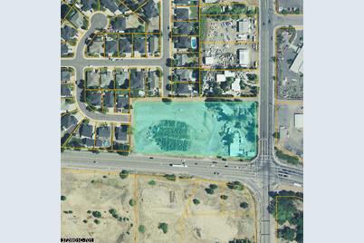4404 Biddle Road, Central Point, OR 97502 - Photo 1