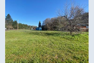 20140 Highway 62, Shady Cove, OR 97539 - Photo 1