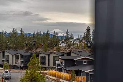 2745 NW Ordway Avenue #300, Bend, OR 97703 - Photo 27