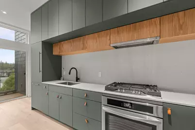 2745 NW Ordway Avenue #300, Bend, OR 97703 - Photo 13