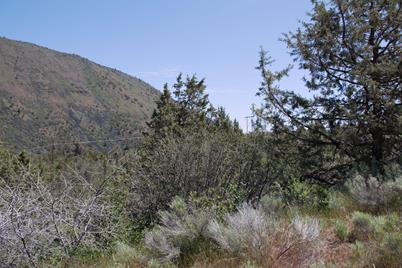 Lot 37 Peregrine Heights, Klamath Falls, OR 97601 - Photo 1