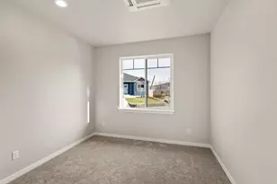 115 Oak Valley Dr, Talent, OR 97540 - Photo 23