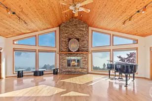 6380 Tunnel Loop Rd, Grants Pass, OR 97526 - Photo 13