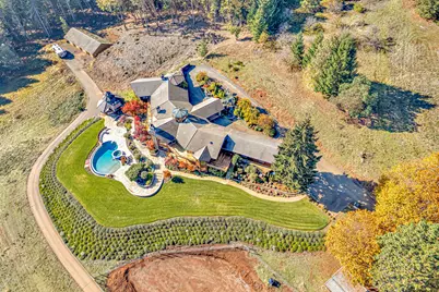 6380 Tunnel Loop Road, Grants Pass, OR 97526 - Photo 7