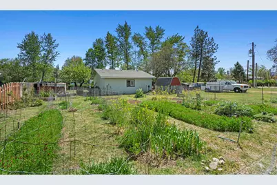 387 Tavis Drive, Merlin, OR 97532 - Photo 23