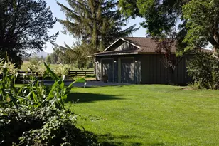 11311 SW Fleming Rd, Powell Butte, OR 97753 - Photo 21