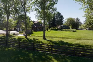 11311 SW Fleming Rd, Powell Butte, OR 97753 - Photo 3