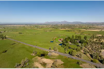 11311 SW Fleming Road, Powell Butte, OR 97753 - Photo 39