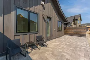 61280 McRoberts Ln, Bend, OR 97702 - Photo 27