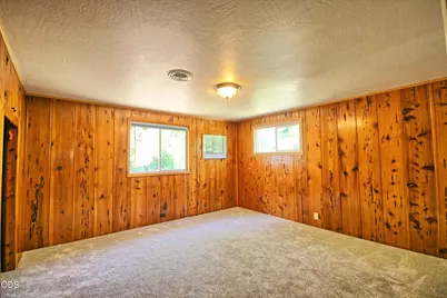 2525 Kinney Creek Road, Jacksonville, OR 97530 - Photo 9